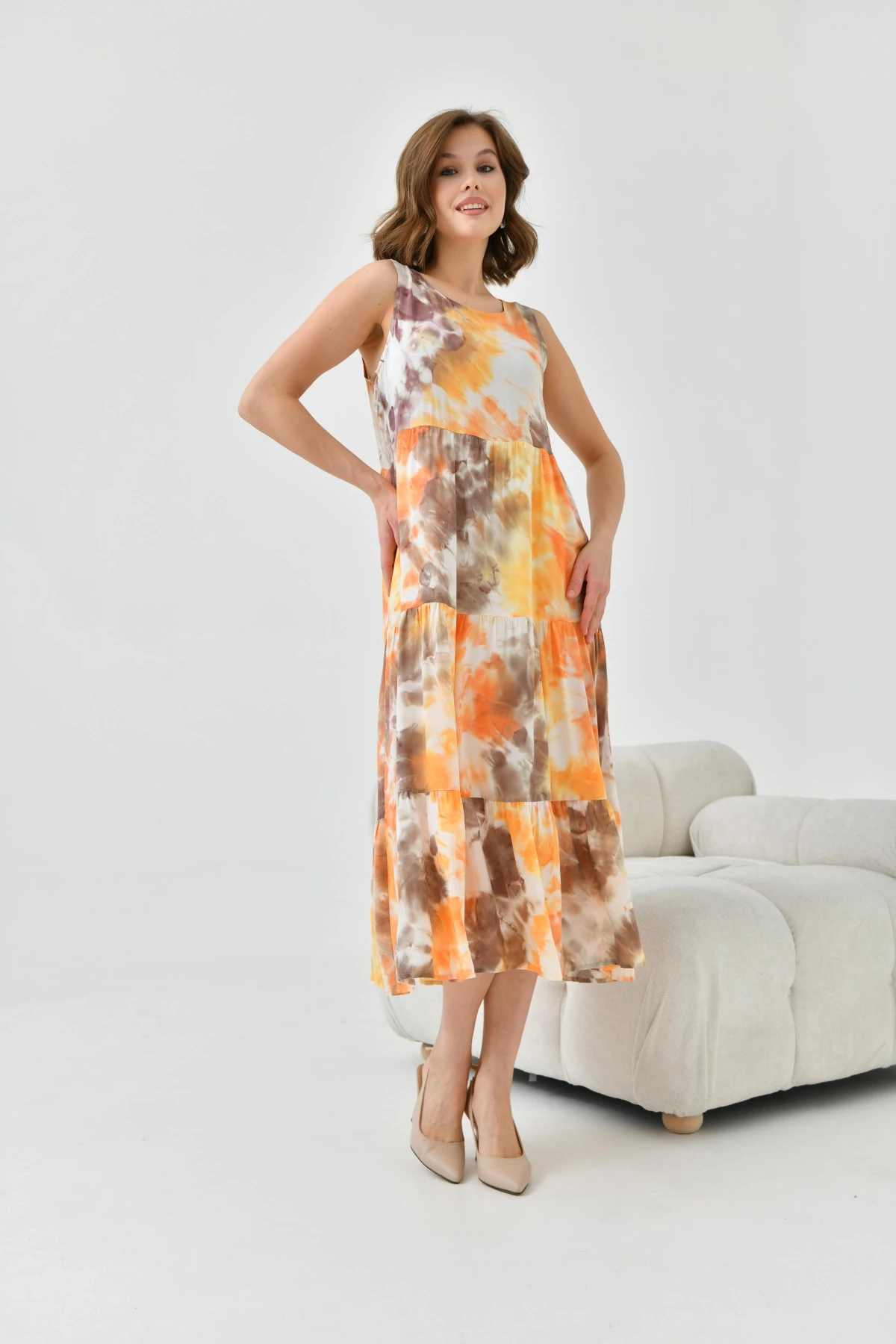 Kadın Turuncu Bisiklet Yaka Sıfır Kol Volan Detaylı Batik Elbise