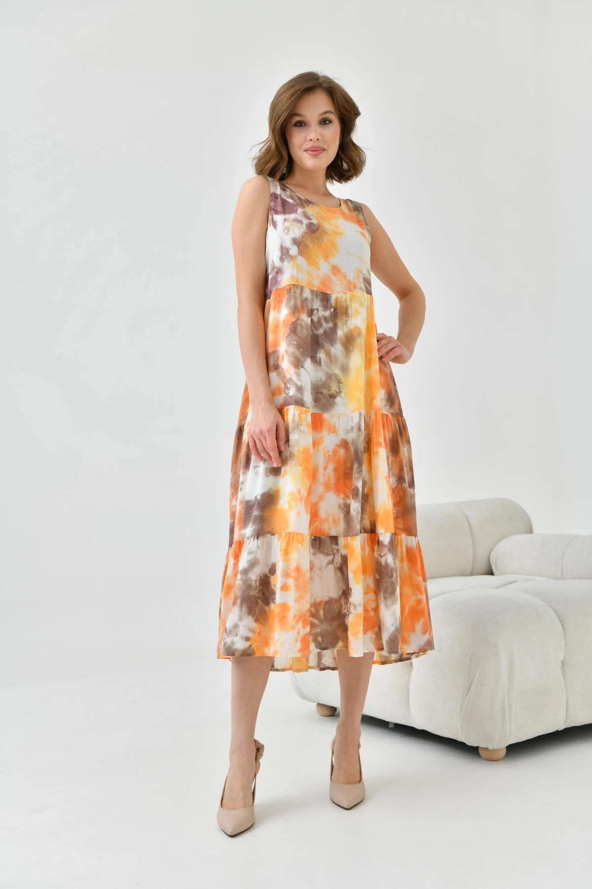 Kadın Turuncu Bisiklet Yaka Sıfır Kol Volan Detaylı Batik Elbise