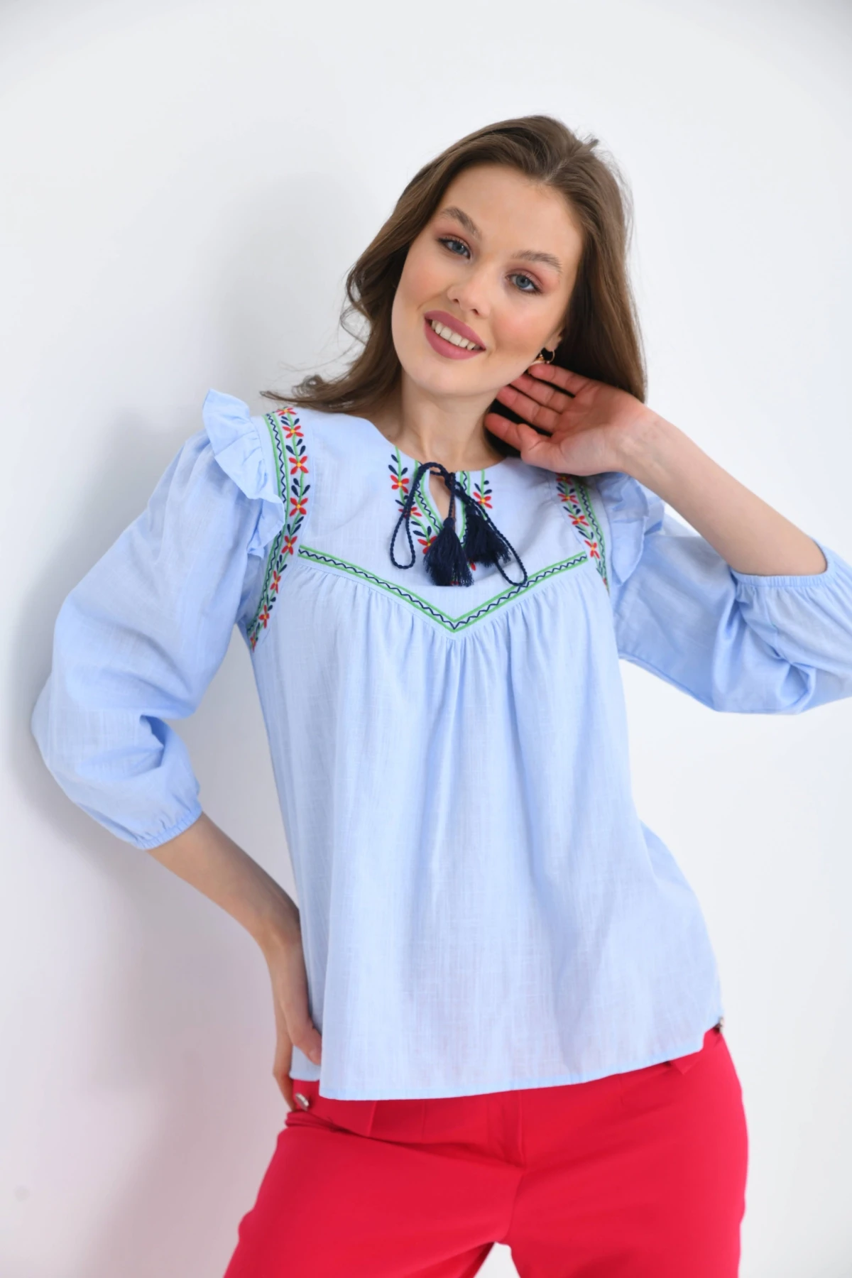 Kadın Uzun Kol Bağlama Detay Nakışlı Salaş Bluz