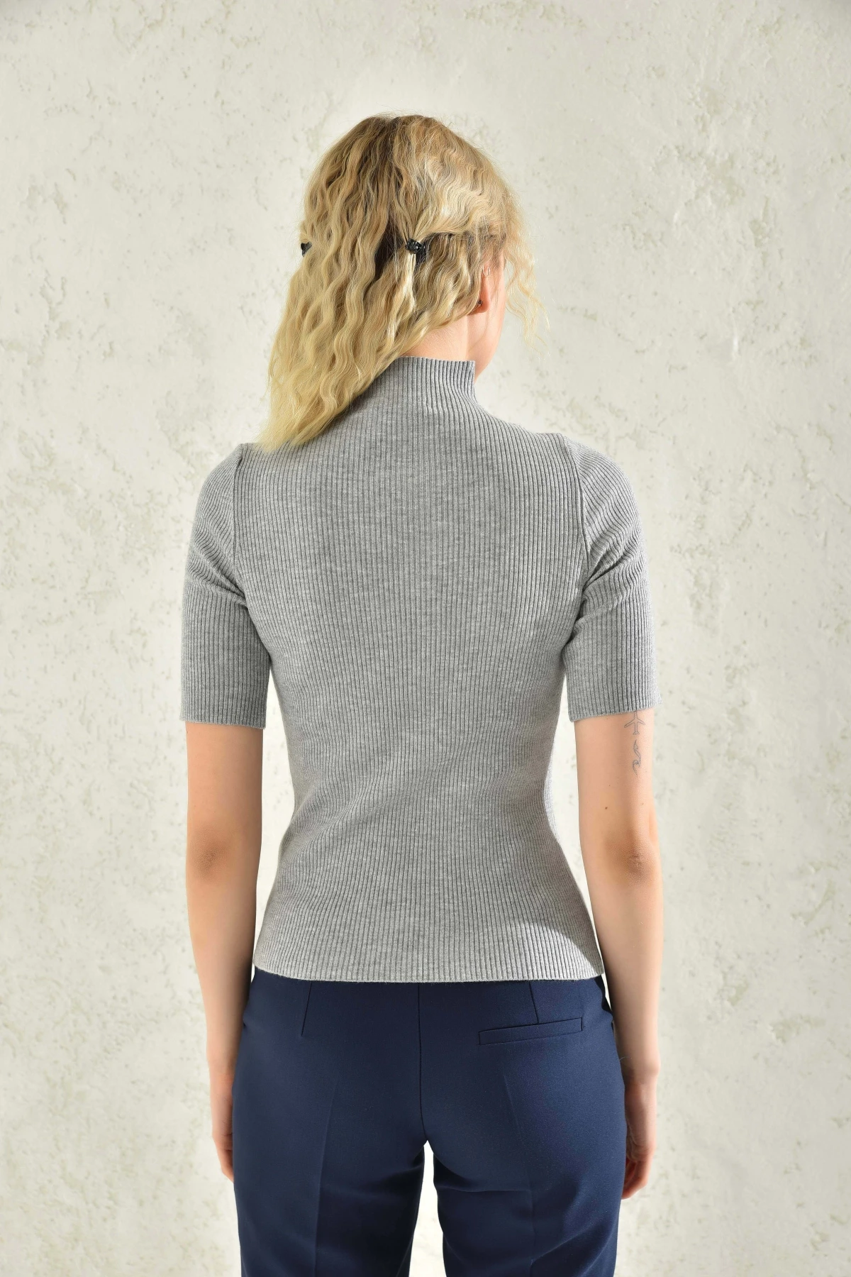 Kadın Yarım Balıkçı Kısa Kol Basic Triko Bluz