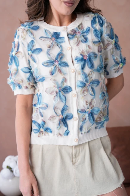 Bisiklet Yaka Tül Detaylı Düğmeli Triko Kazak