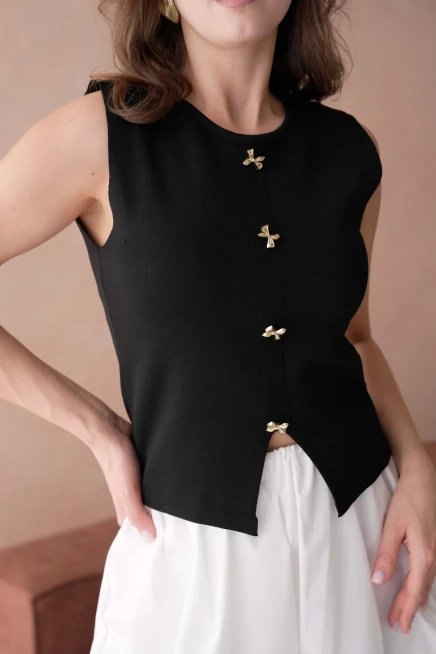 Aksesuar Detaylı Kolsuz Triko Bluz