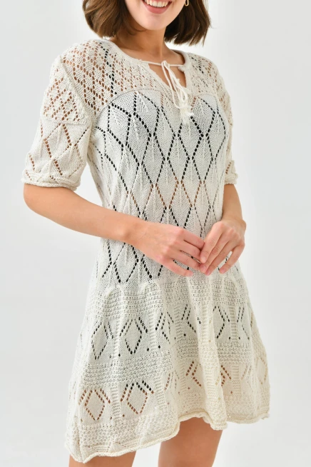 Bağlama Yakalı Ajurlu Kısa Kol Triko Elbise