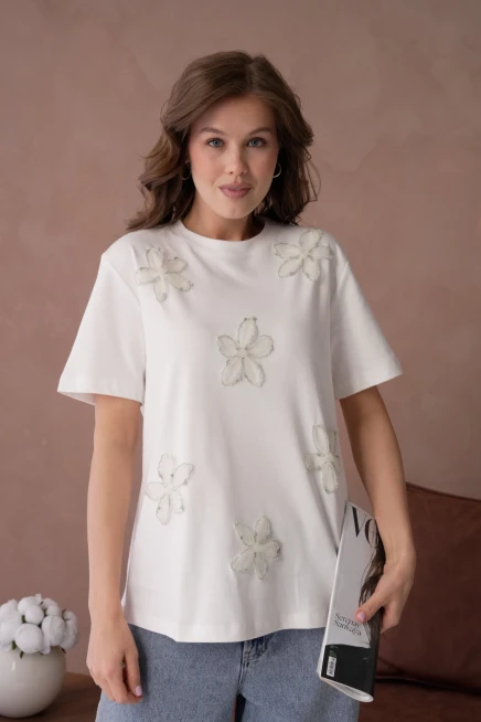 Bisiklet Yak Önyüzü Çiçeek Dantel Desenli Basic T-Shirt