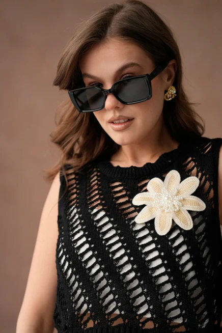 Kadın Bisiklet Yaka Ajurlu Kolsuz Triko Bluz