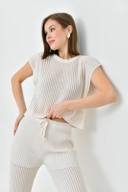 Bisiklet Yaka Kolsuz Bluz Pantolon İkili Takım