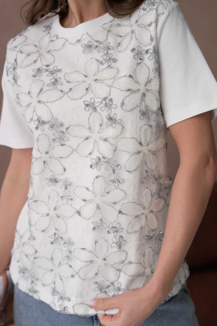 Önyüzü Tül Dantel Giydirmeli Basic T-Shirt