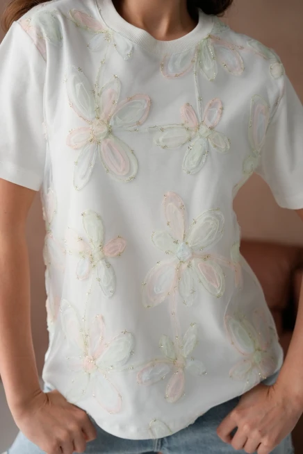 Bisiklet Yaka Önyüzü Tül Dantel Giydirmeli Basic T-Shirt