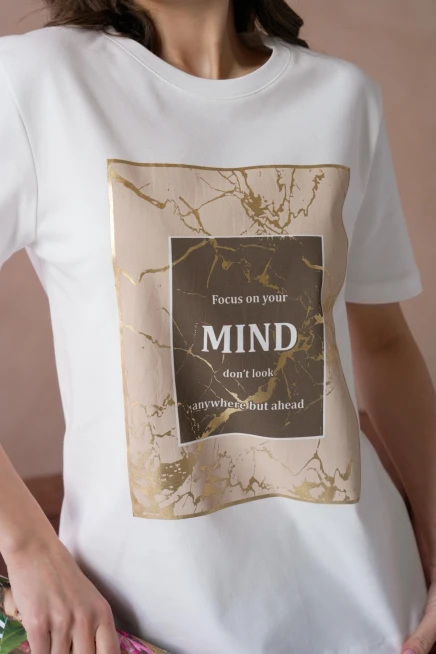 Bisiklet Yaka Varak Baskılı Basic T-Shirt