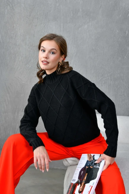 Kadın Dik Ayak Baklava Desen Triko Kazak