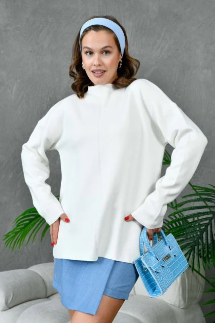 Kadın Dik Yaka Salaş Triko Kazak