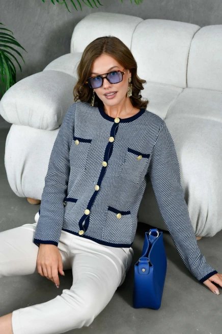 Kadın Düğme Detay Çizgili Triko HIrka