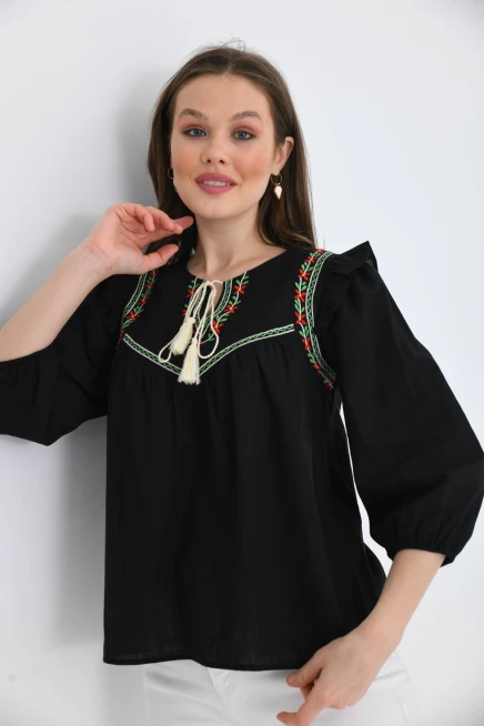 Kadın Uzun Kol Bağlama Detay Nakışlı Salaş Bluz