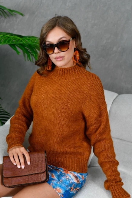 Kadın Yarım Balıkçı Yaka Triko Kazak