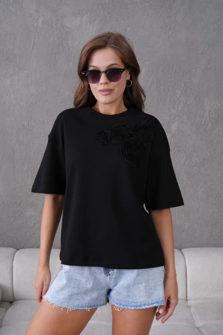 Kısa Kol Gül Detaylı Basic T-Shirt