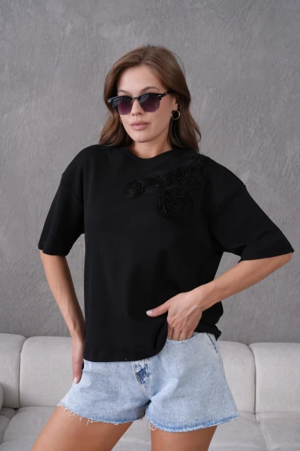 Kısa Kol Gül Detaylı Basic T-Shirt
