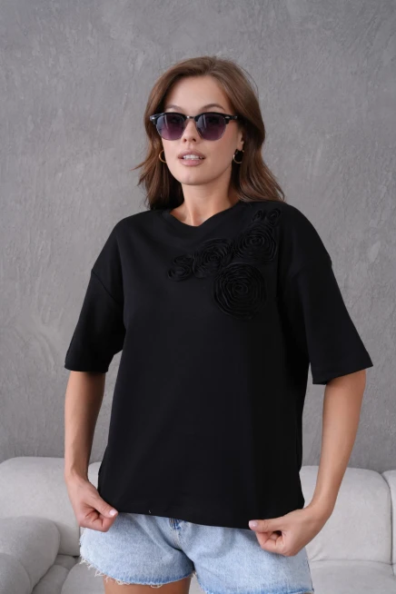 Kısa Kol Gül Detaylı Basic T-Shirt
