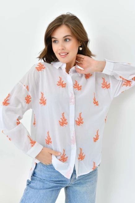 Çiçek Nakış İşlemeli İnce Pamuk Dokuma Gömlek