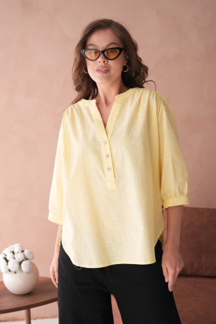 V Yaka Düğme Detaylı Dokuma Bluz