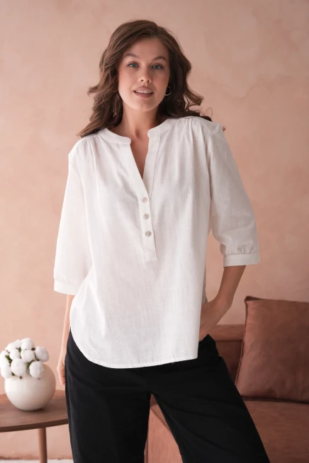 V Yaka Düğme Detaylı Dokuma Bluz