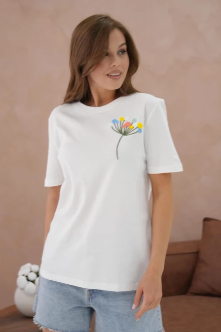 Nakış İşlemeli Kısa Kol Basic T-Shirt