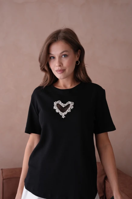 Taş Aksesuar Detaylı Kısa Kol Basic T-Shirt