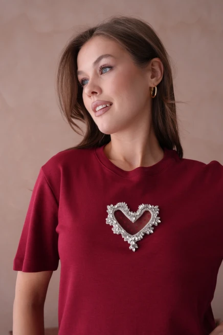 Taş Aksesuar Detaylı Kısa Kol Basic T-Shirt