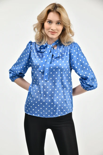 Uzun Kol Bağlama Detaylı Saten Bluz