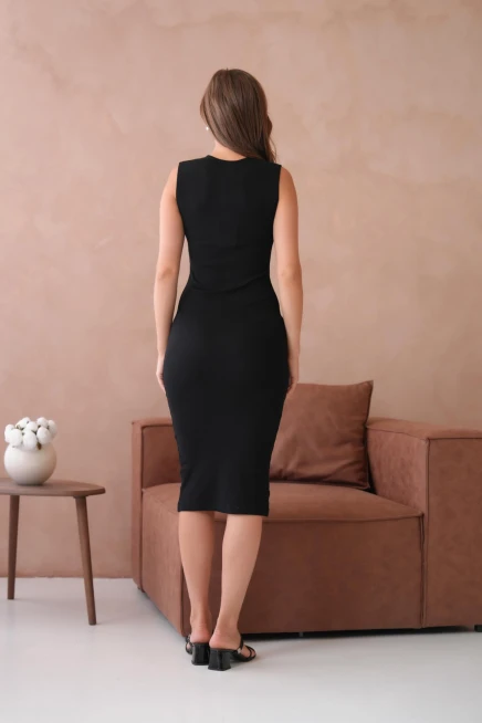 V Yaka Düğme Detaylı Kolsuz Slim Örme Elbise