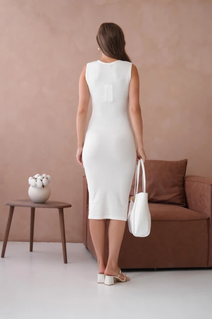 V Yaka Düğme Detaylı Kolsuz Slim Örme Elbise