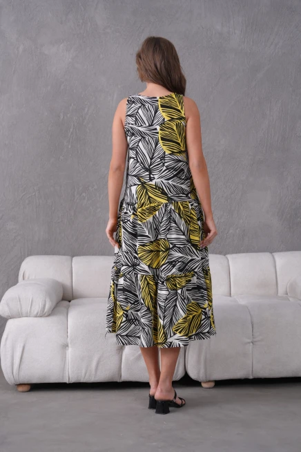 Yaprak Desenli Volanlı Kolsuz Dokuma Elbise