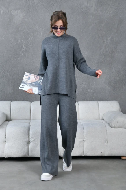 Kadın Antrasit Dik Yaka Yırtmaçlı Kazak Pantolon Triko Alt-Üst Takım
