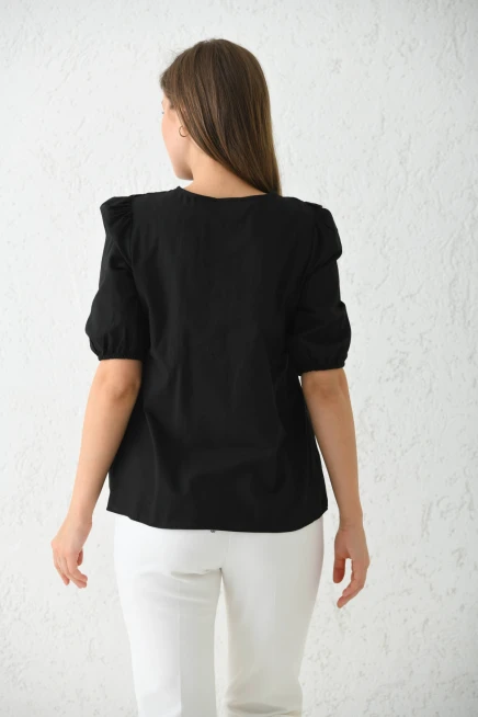 Nakış Detylı Volanlı Dokuma Yazlık Bluz