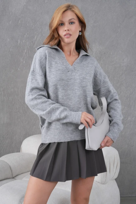 kadın gri polo yaka oversize yarım pat yumuşak dokulu triko kazak 8585sw