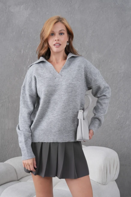 kadın gri polo yaka oversize yarım pat yumuşak dokulu triko kazak 8585sw