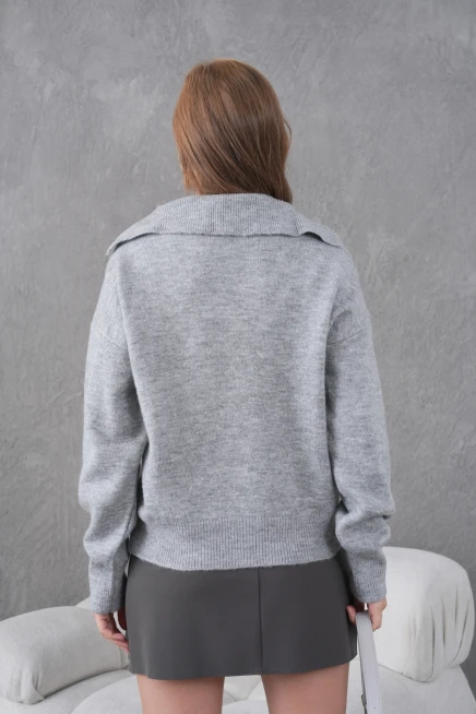 kadın gri polo yaka oversize yarım pat yumuşak dokulu triko kazak 8585sw