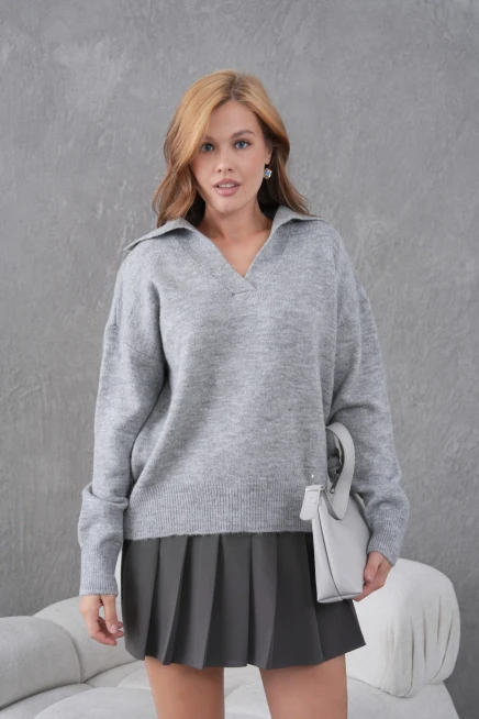kadın gri polo yaka oversize yarım pat yumuşak dokulu triko kazak 8585sw