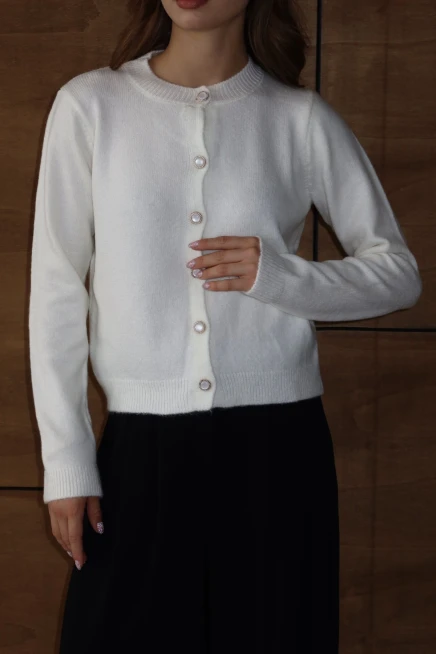 Kadın Kemik İnci Düğme Detaylı Yumuşak Dokulu Bisiklet Yaka Triko Hırka 