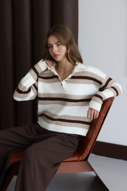 Kadın Kemik Oversize Çizgili Polo Yaka Triko Kazak