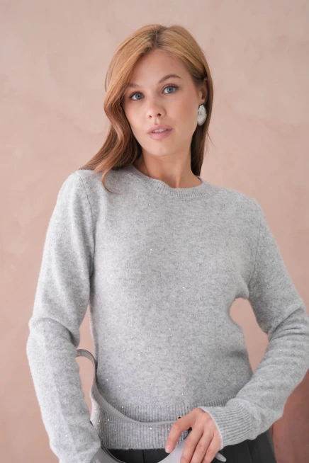 kadın gri bisiklet yaka simli yumuşak dokulu triko kazak 8540