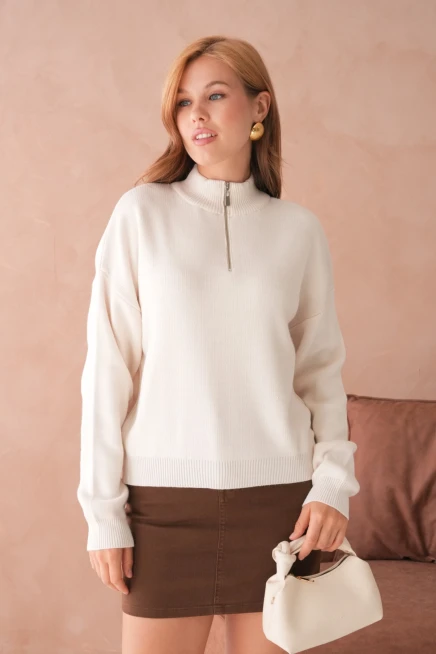 Kadın Yarım Balıkçı Yaka Fermuar Detay Oversize Triko Kazak