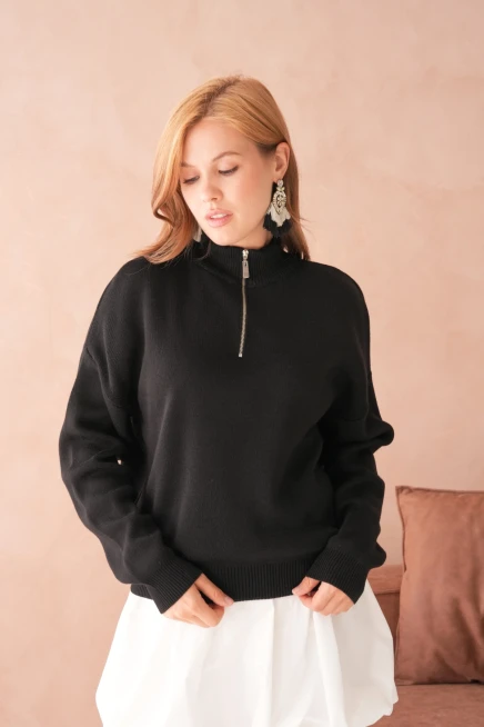 Kadın Yarım Balıkçı Yaka Fermuar Detay Oversize Triko Kazak