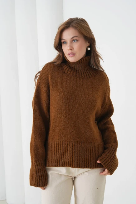 Kadın Balıkçı Yaka Oversize Kaşkarse Triko Kazak