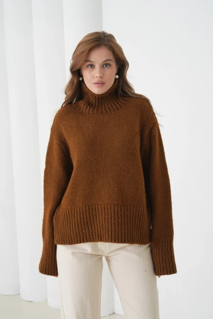 Kadın Balıkçı Yaka Oversize Kaşkarse Triko Kazak