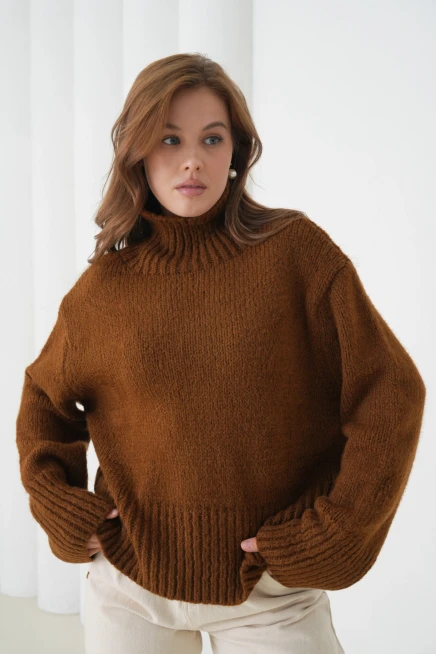 Kadın Balıkçı Yaka Oversize Kaşkarse Triko Kazak