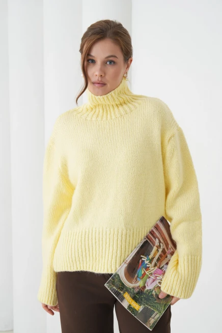 Kadın Balıkçı Yaka Oversize Kaşkarse Triko Kazak