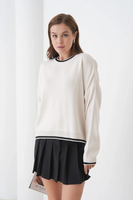 Kadın Bisiklet Yaka Yumuşak Dokulu Oversize Triko Kazak