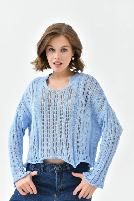 Kadın Dik Yaka Örgü Detaylı Crop Triko Kazak