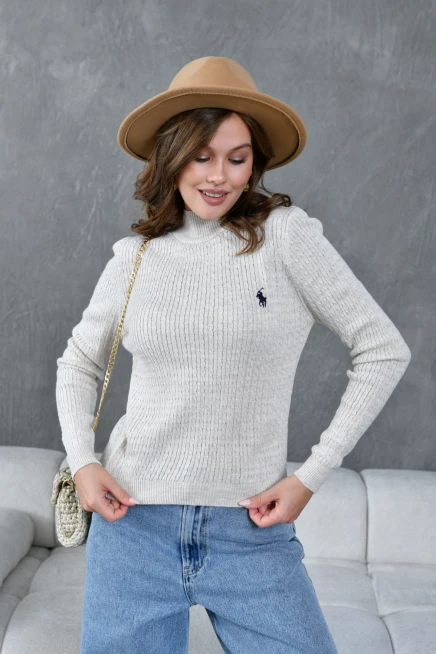 Kadın Dik Yaka Saç Örgü Nakış Detaylı Triko Kazak