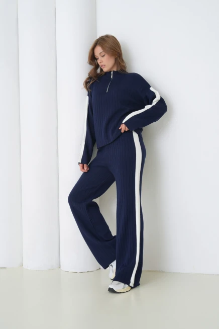 Kadın Dik Yaka Yarım Pat Fermuar Örgü Detay Kazak Pantolon İkili Triko Takım